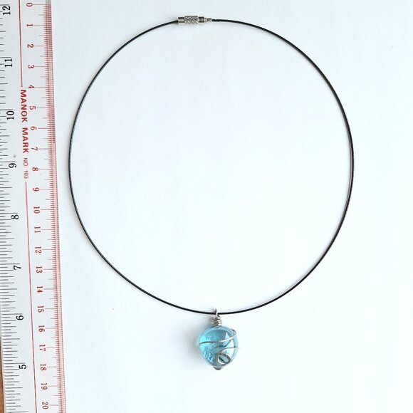 Ocean Drop Necklace handmade in Canada- metal choker with glass pendant - Picture 6 of 9